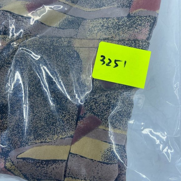 Vintage Whitby 100% Silk Men's Button Down Collared Shirt Brown Tan - Picture 11 of 11